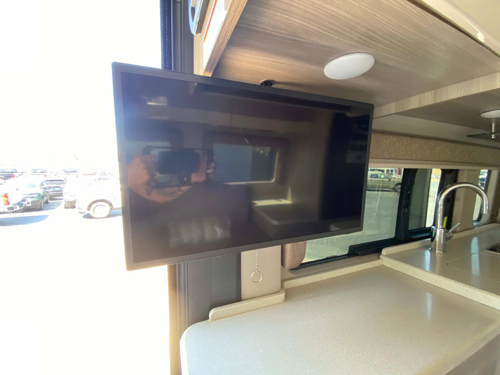 Used 2019 RAM ProMaster 3500 w/ Premium Appearance Group image 16