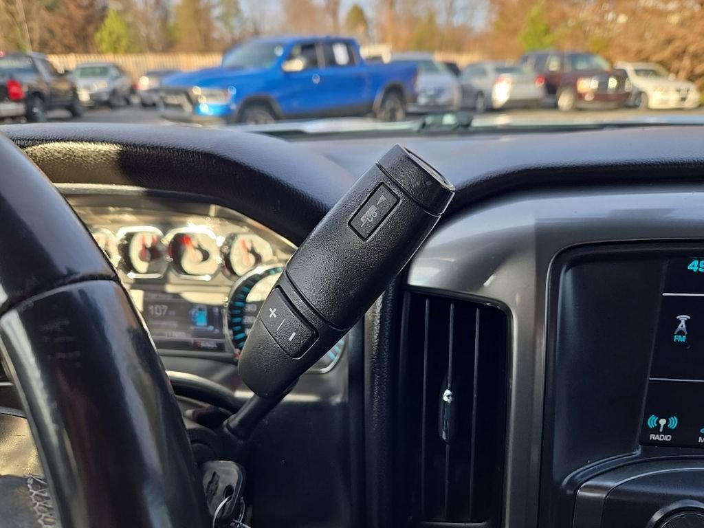 Used 2018 Chevrolet Silverado 1500 LT w/ All Star Edition image 17