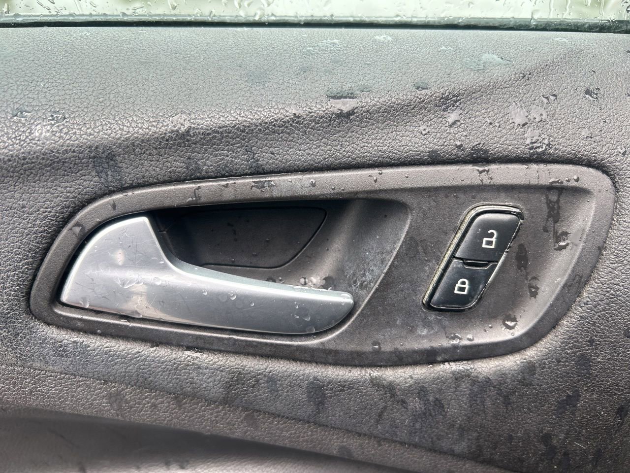 Used 2013 Ford Escape SE FWD image 18