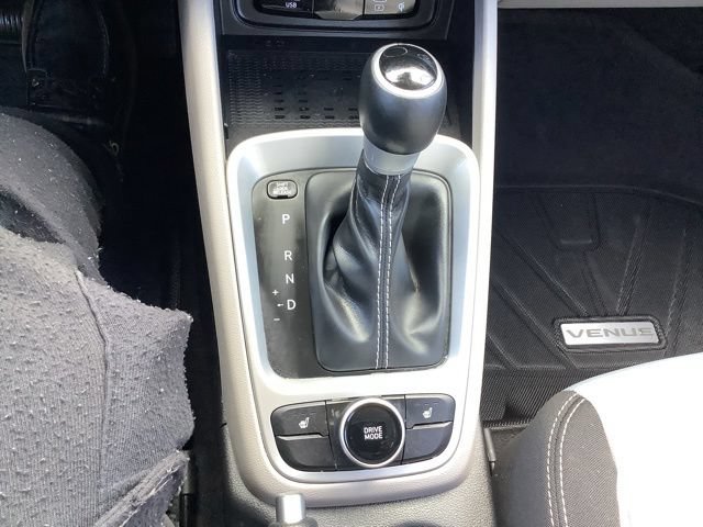 Certified 2026 Hyundai Venue SEL FWD image 57