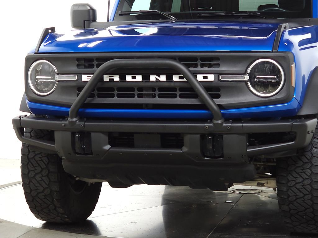 Used 2022 Ford Bronco Black Diamond AWD/4WD image 3