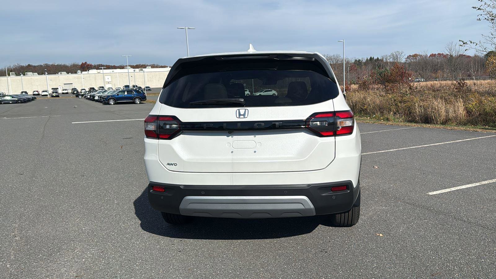 New 2025 Honda Pilot EX-L image 9