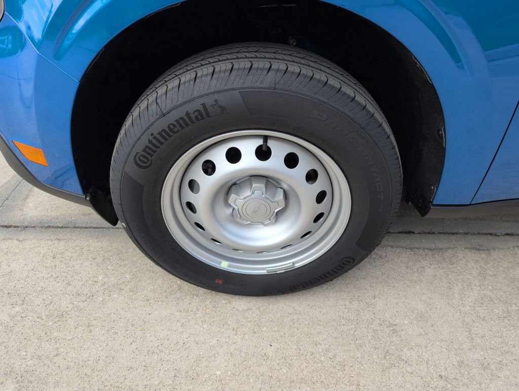 New 2026 Ford Maverick XL image 17