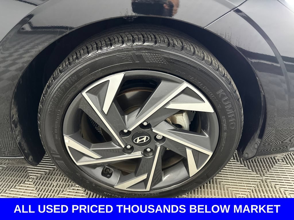 Used 2024 Hyundai Elantra SEL w/ Convenience Package FWD image 12