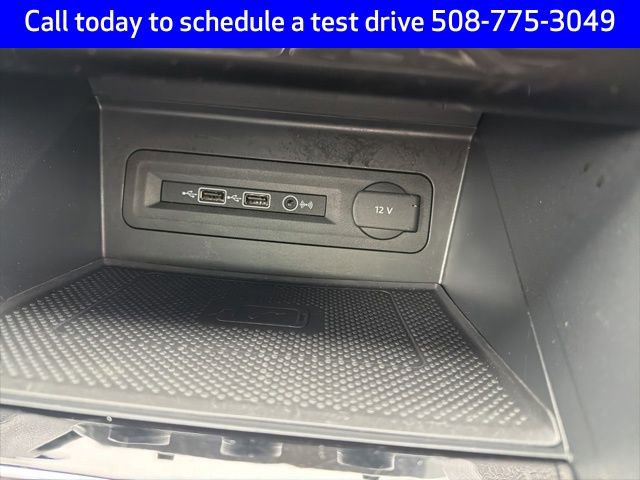 Used 2020 Volkswagen Atlas Cross Sport SEL image 13