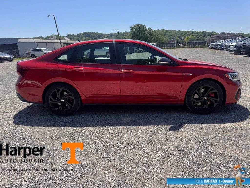 Used 2023 Volkswagen Jetta GLI Autobahn FWD image 6