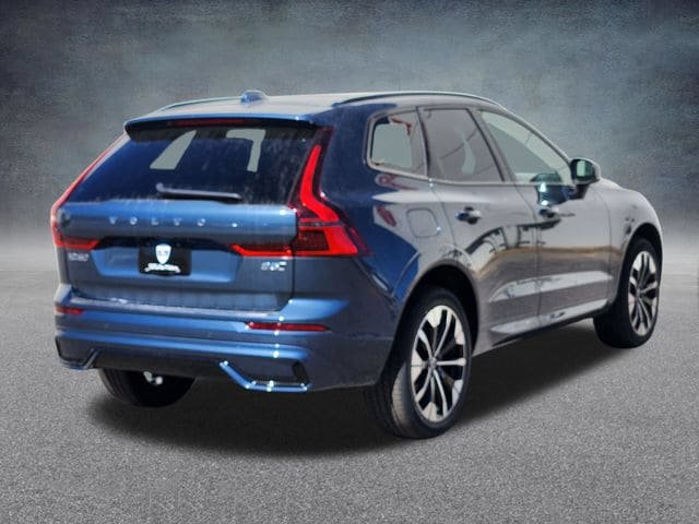 New 2026 Volvo XC60 B5 Plus w/ Climate Package AWD/4WD image 7