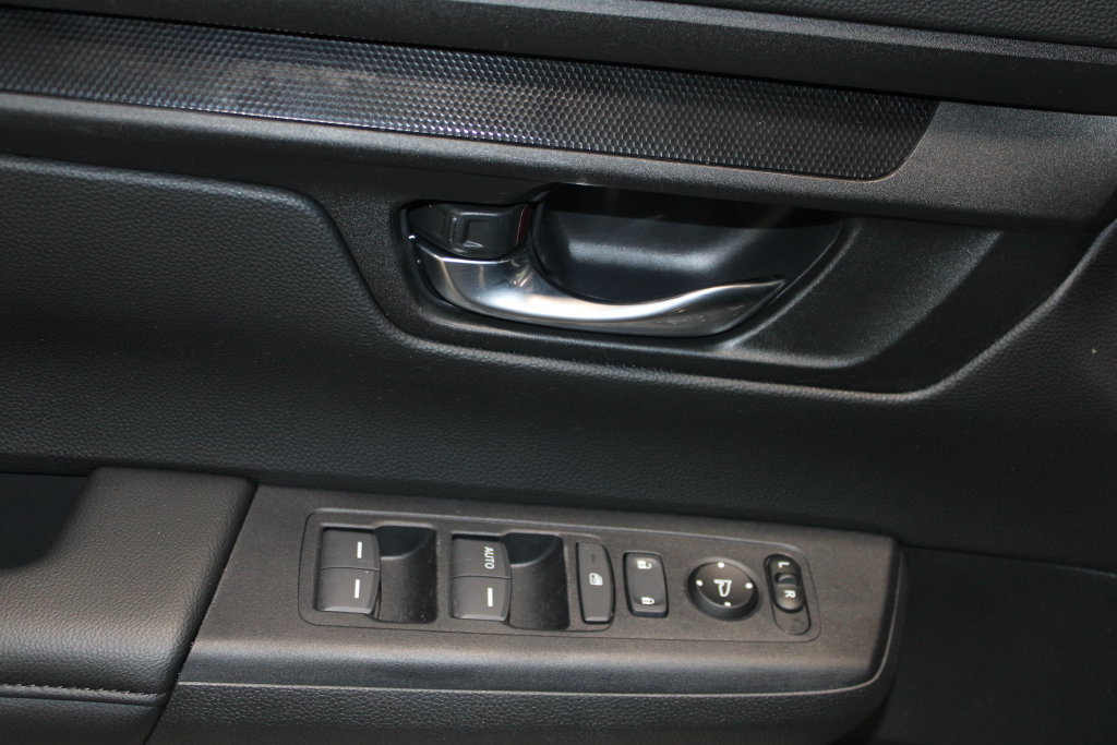 Used 2026 Honda CR-V LX image 6