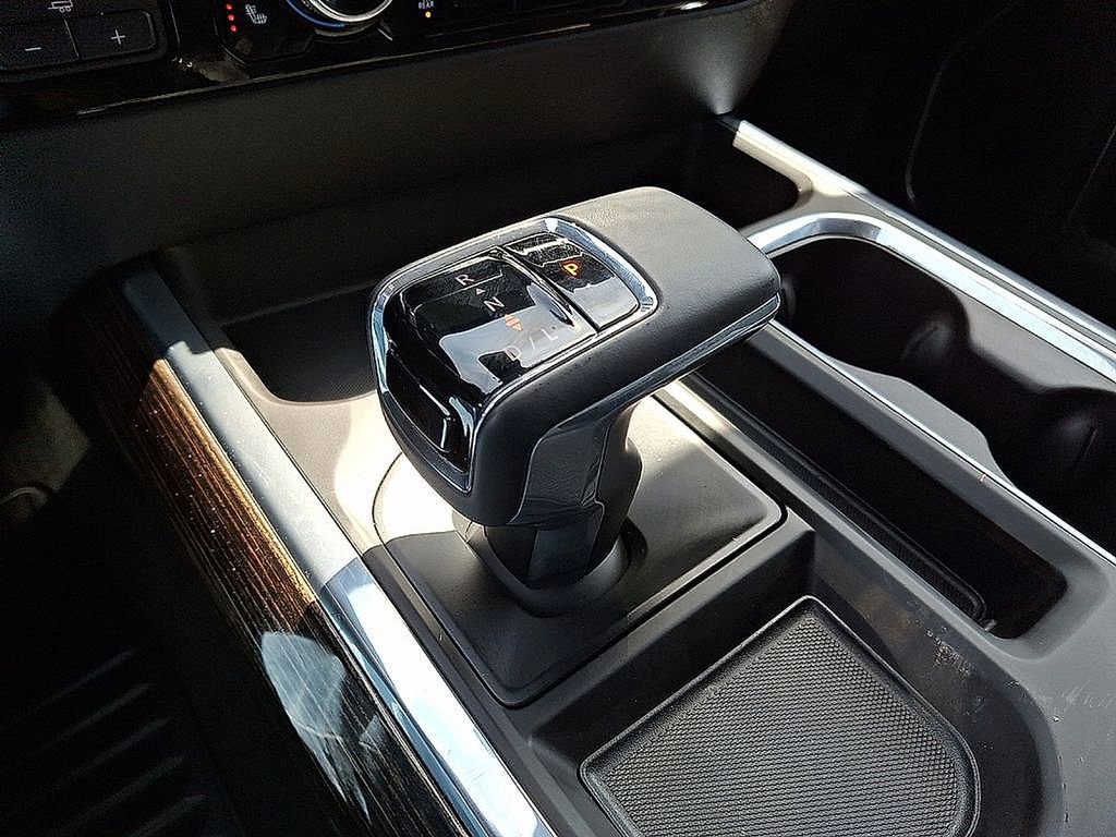 Used 2025 GMC Sierra 1500 Elevation w/ Preferred Package AWD/4WD image 14