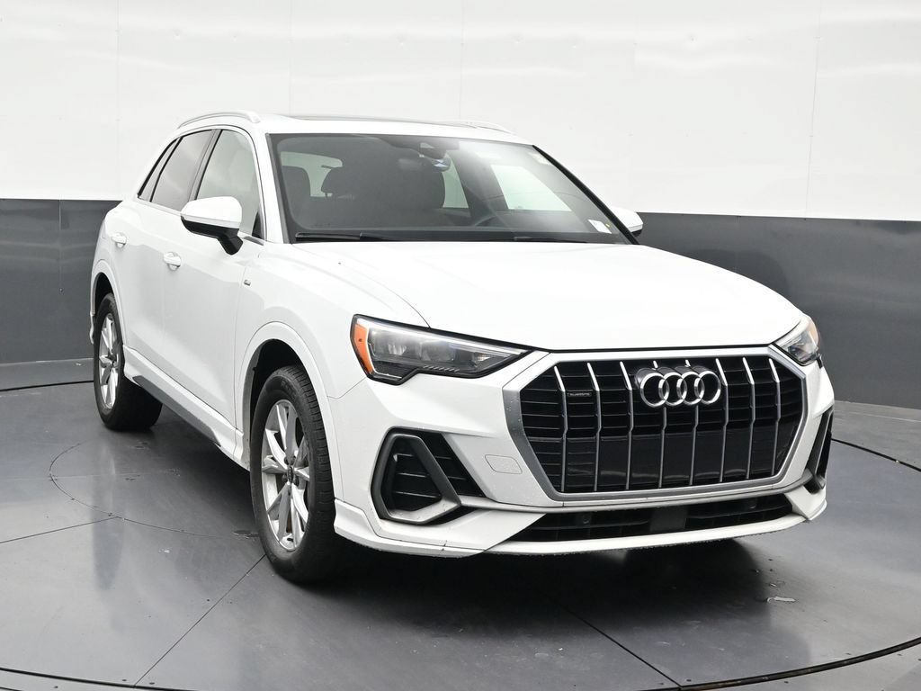 Used 2021 Audi Q3 2.0T Premium w/ Convenience Package AWD/4WD image 8