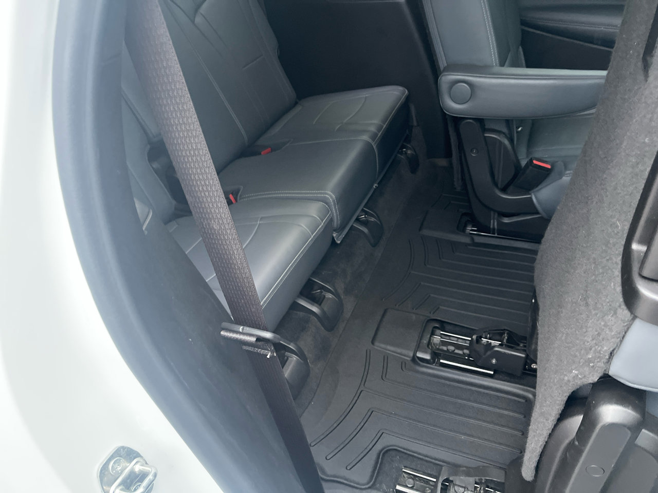 Used 2022 Buick Enclave Premium image 18