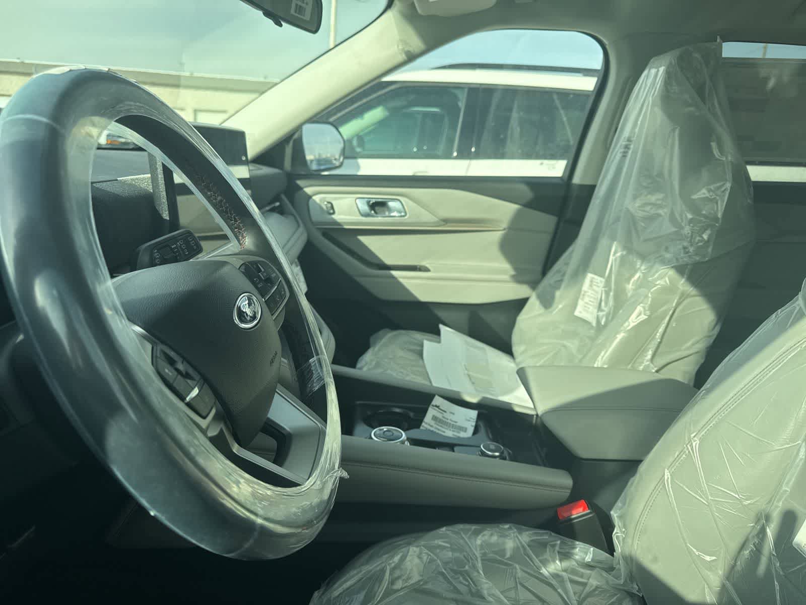 New 2026 Ford Explorer Active w/ Active Comfort Package image 30