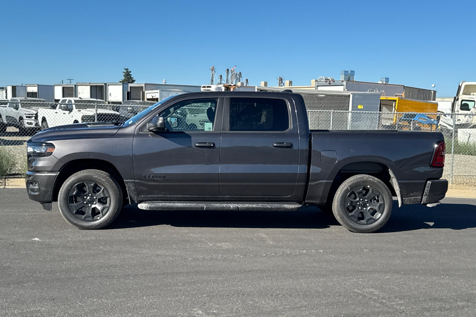 New 2026 RAM 1500 Express AWD/4WD image 6