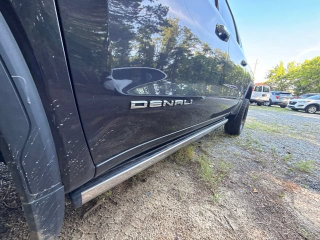 Used 2022 GMC Sierra 1500 Denali w/ Denali Reserve Package AWD/4WD image 3