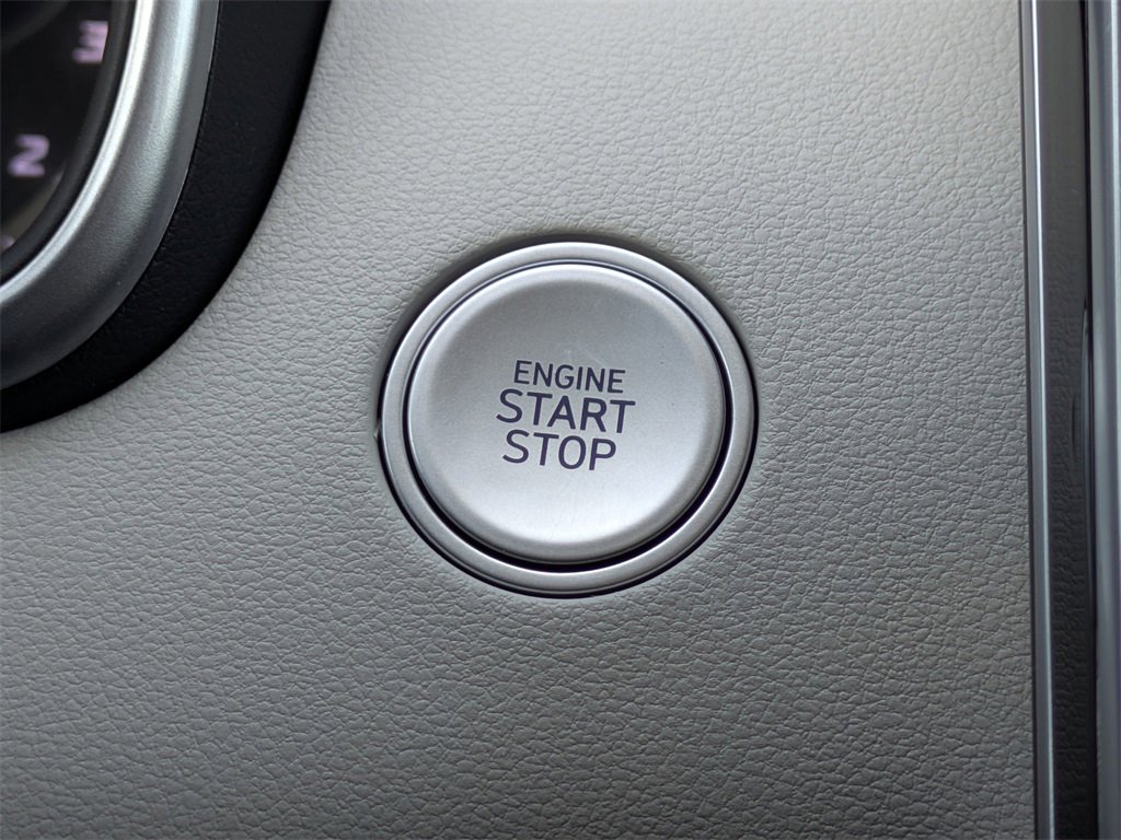 Used 2023 Hyundai Tucson SEL w/ Winter Package image 28