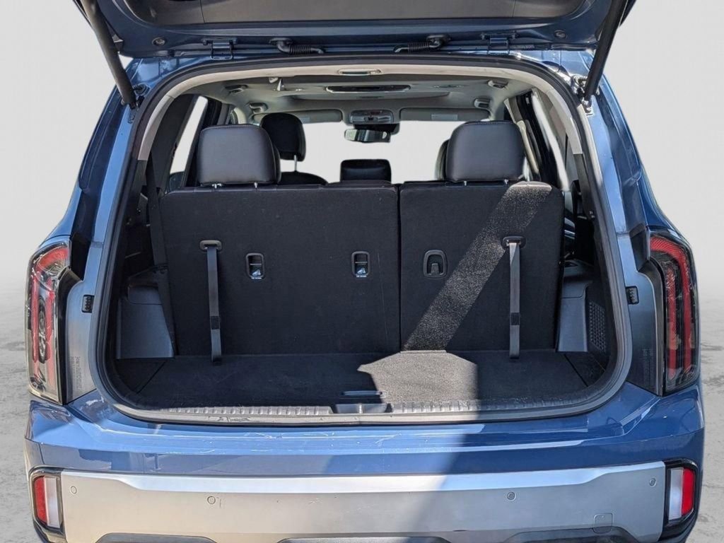 Certified 2023 Kia Telluride EX image 9