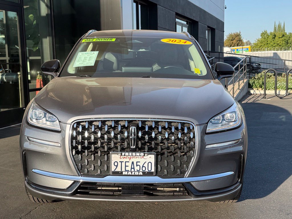 Used 2024 Lincoln Corsair Reserve FWD image 3