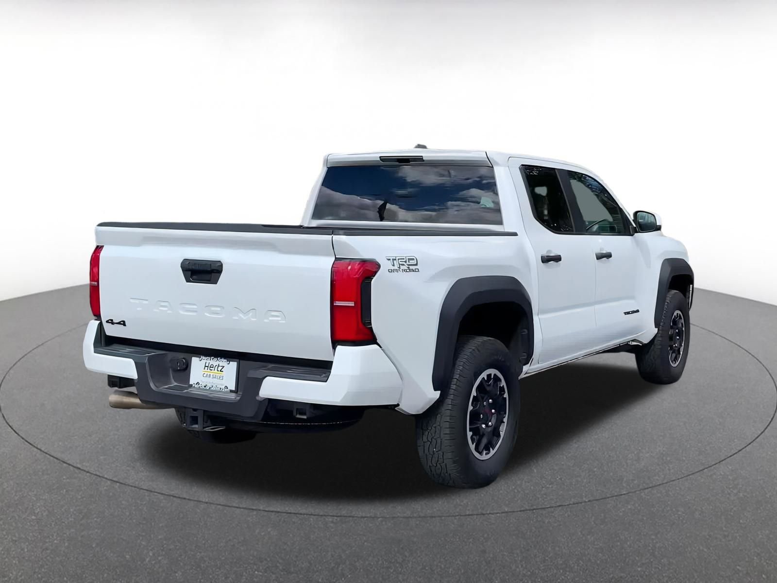 Used 2025 Toyota Tacoma SR image 14