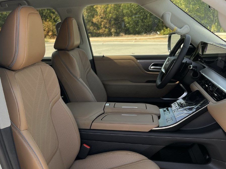 New 2027 INFINITI QX80 Luxe AWD/4WD image 23