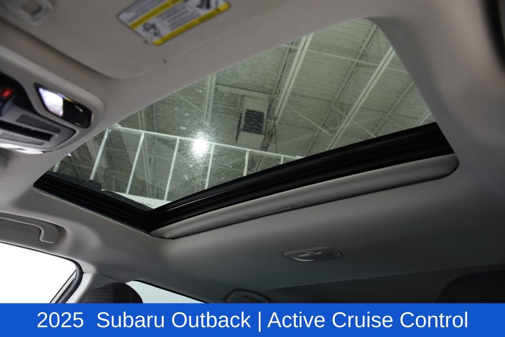 Used 2025 Subaru Outback Premium image 23