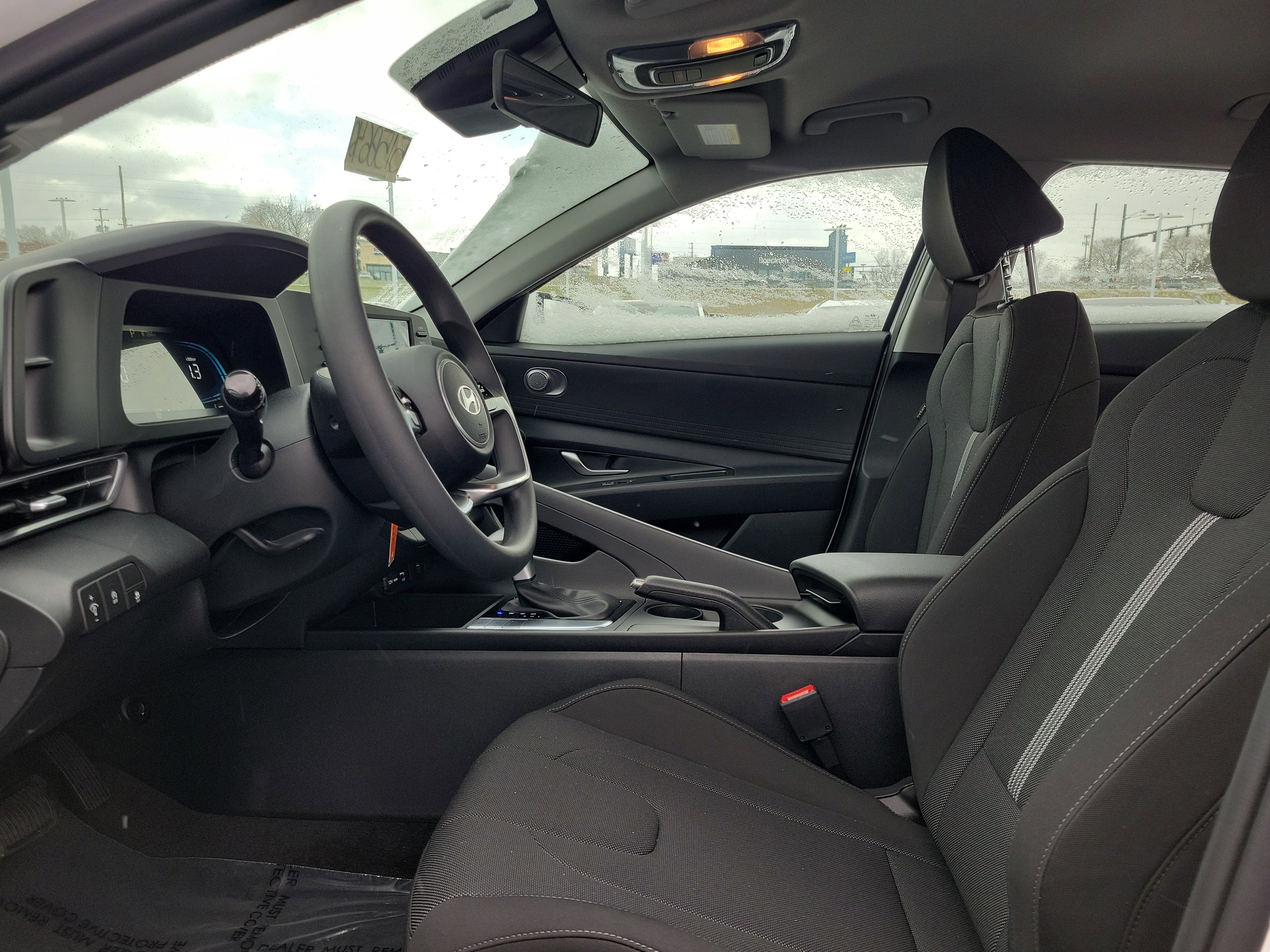 New 2026 Hyundai Elantra SE image 14