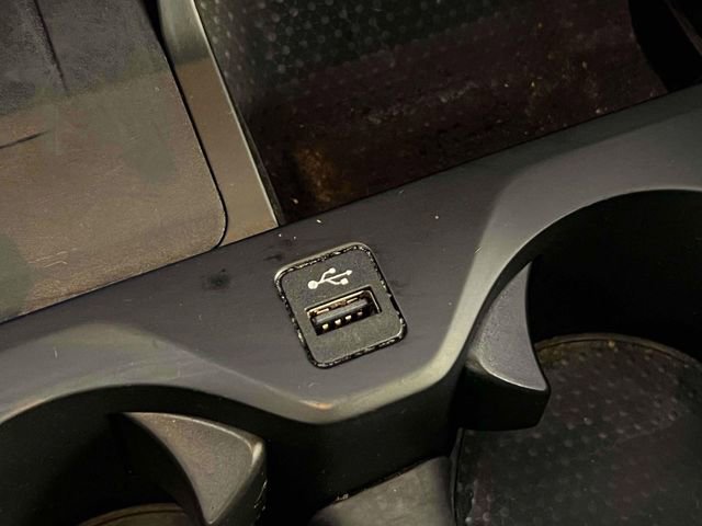 Used 2023 BMW X6 xDrive40i w/ M Sport Package image 34