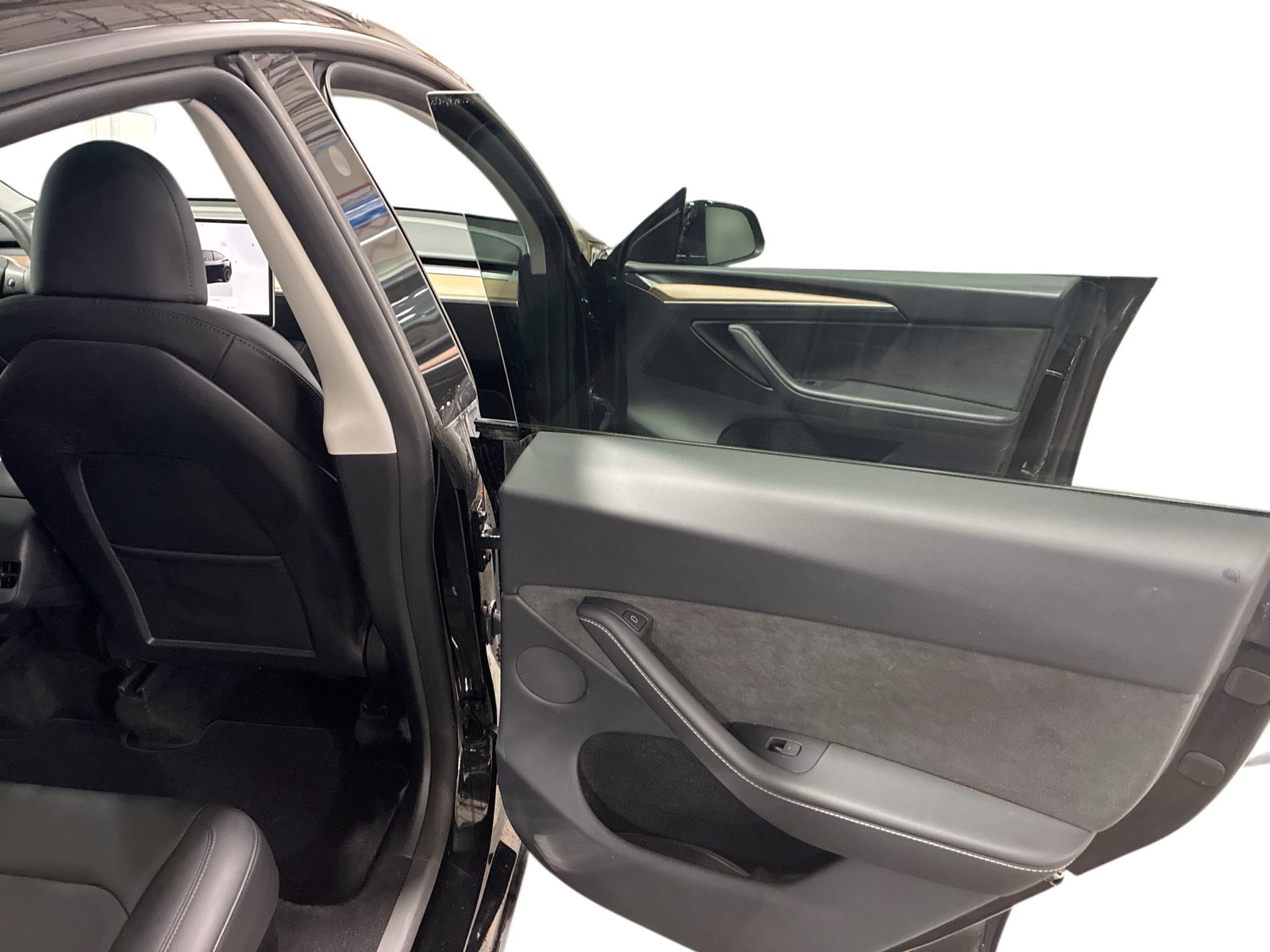 Certified 2023 Tesla Model Y Performance AWD/4WD image 12