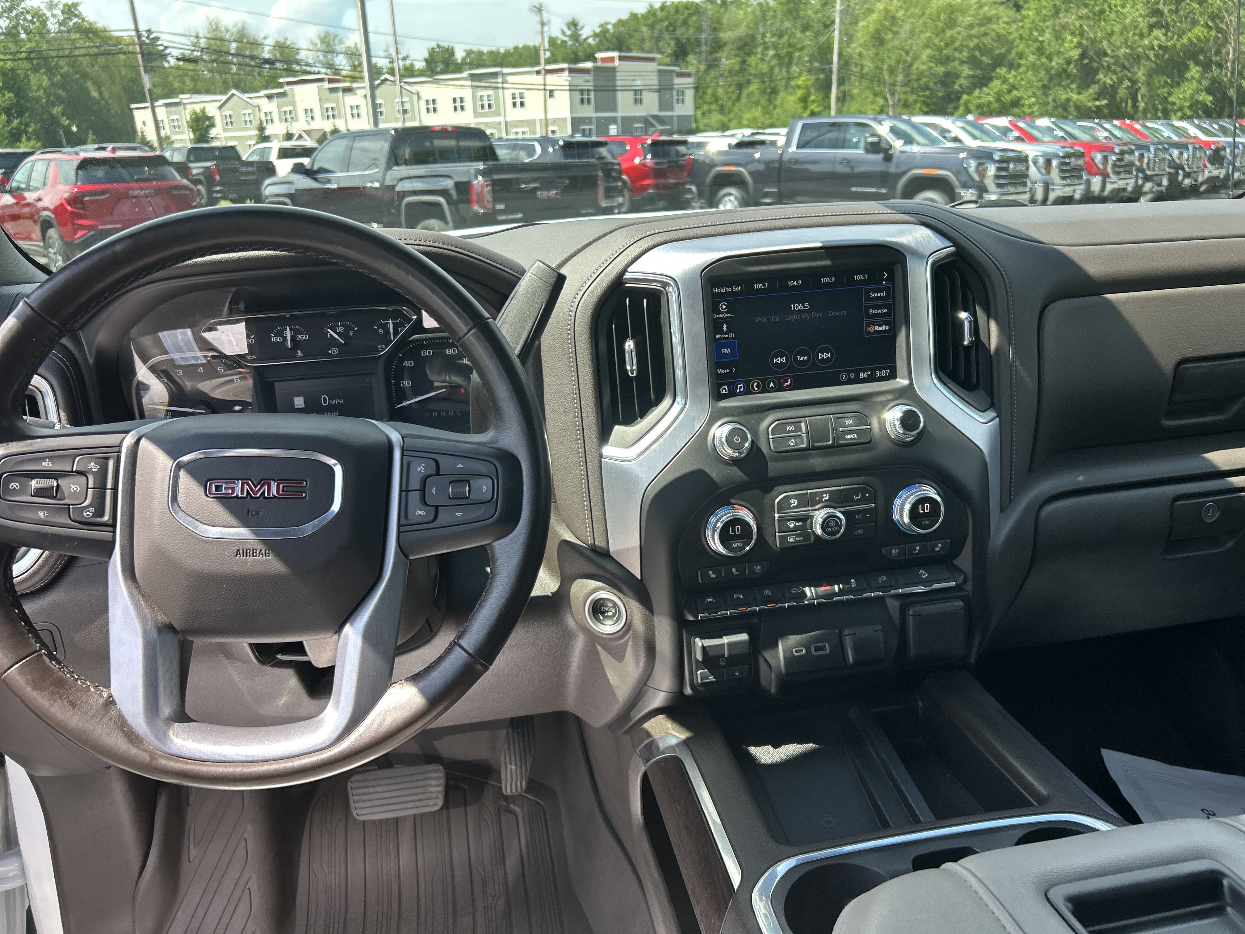 Used 2021 GMC Sierra 1500 SLT w/ SLT Premium Plus Package AWD/4WD image 32