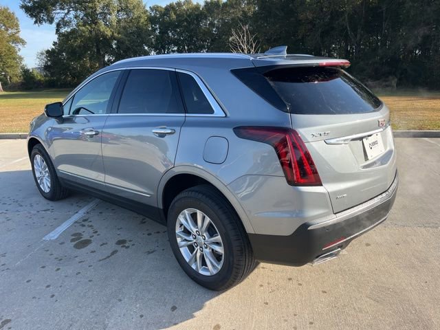 New 2026 Cadillac XT5 Luxury w/ LPO, Floor Liner Package AWD/4WD image 3