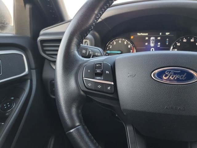 Used 2020 Ford Explorer XLT image 12