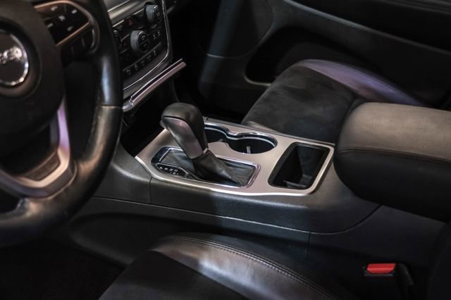 Used 2017 Jeep Grand Cherokee Altitude AWD/4WD image 27