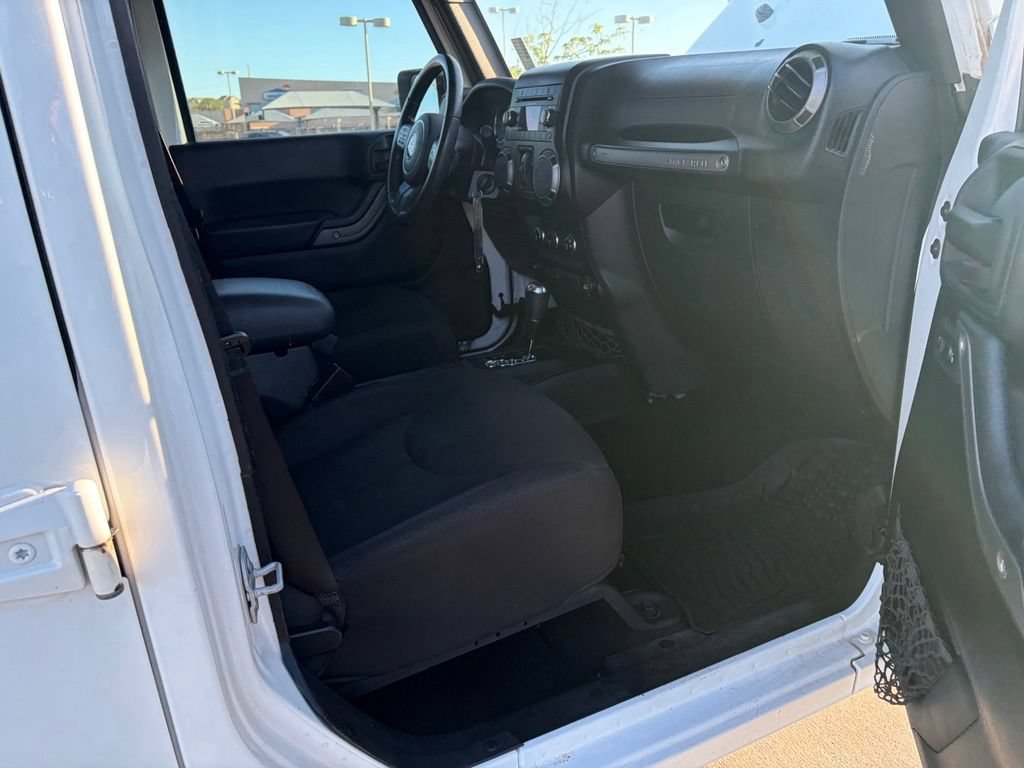 Used 2016 Jeep Wrangler Unlimited Sport w/ Quick Order Package 24S AWD/4WD image 22