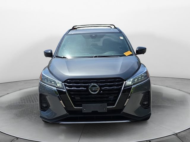 Used 2021 Nissan Kicks SR w/ Interior Electronics Package FWD image 5