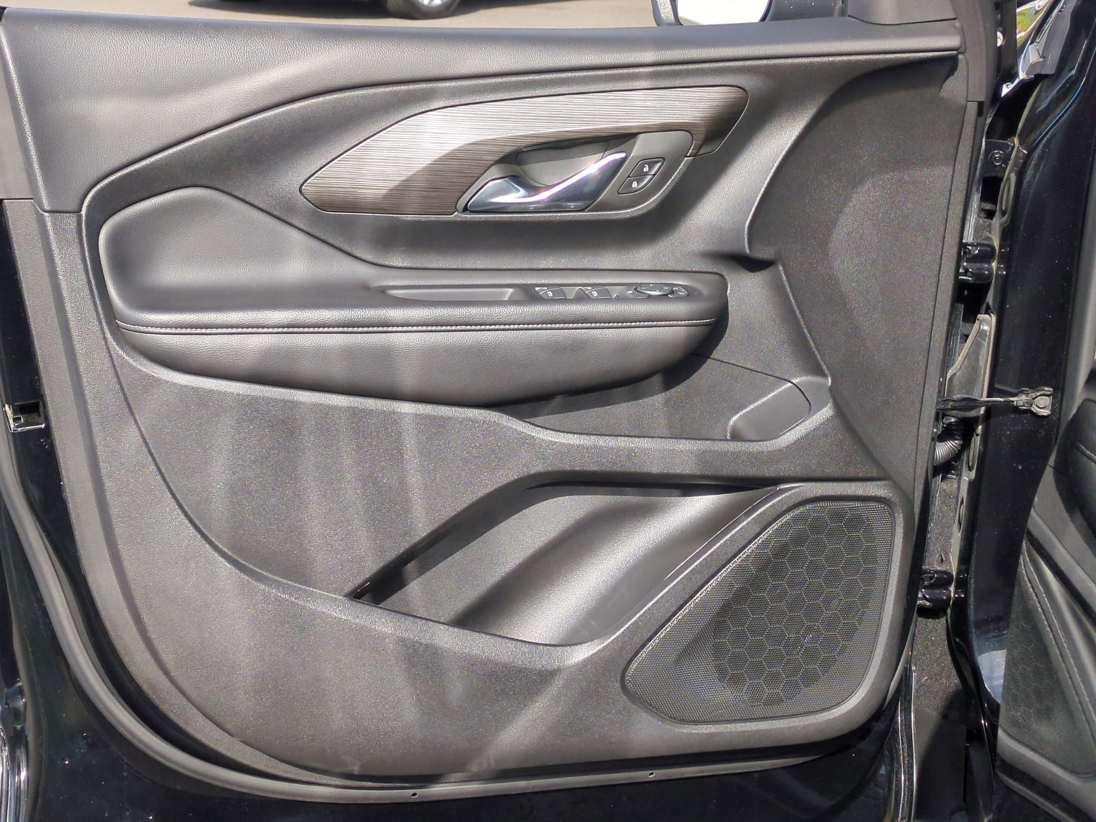 Certified 2023 GMC Terrain SLE image 22