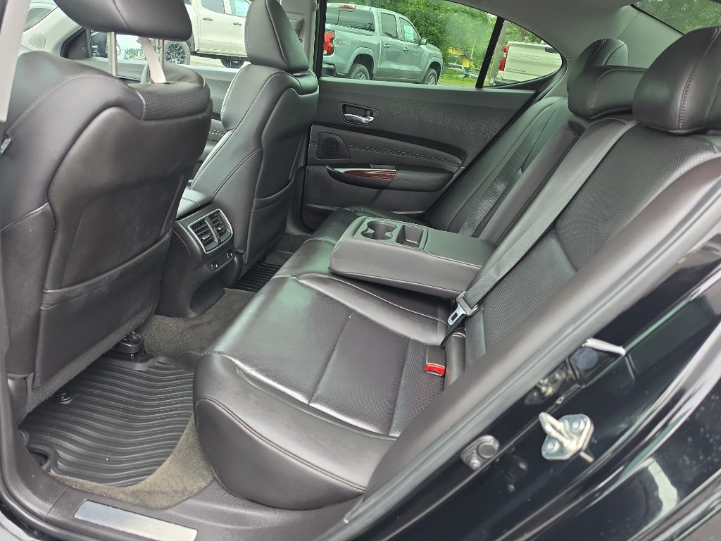 Used 2017 Acura TLX w/ Advance Package AWD/4WD image 17