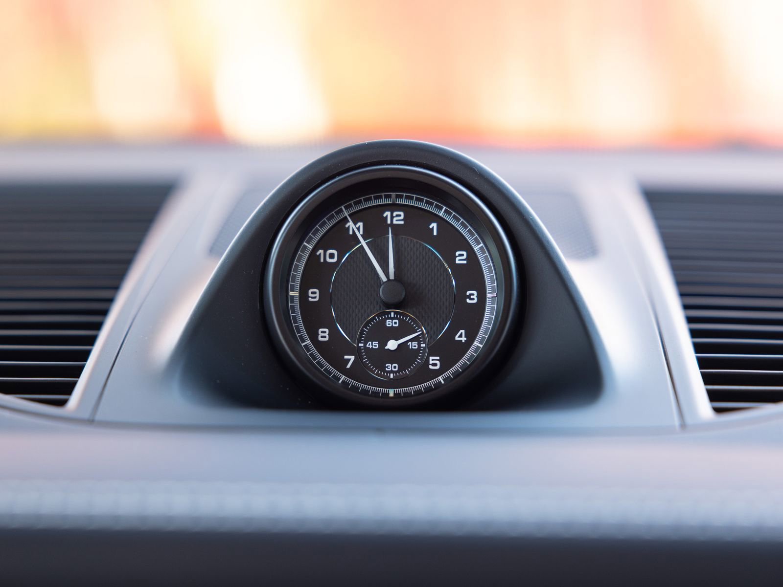 Certified 2025 Porsche Macan S image 44