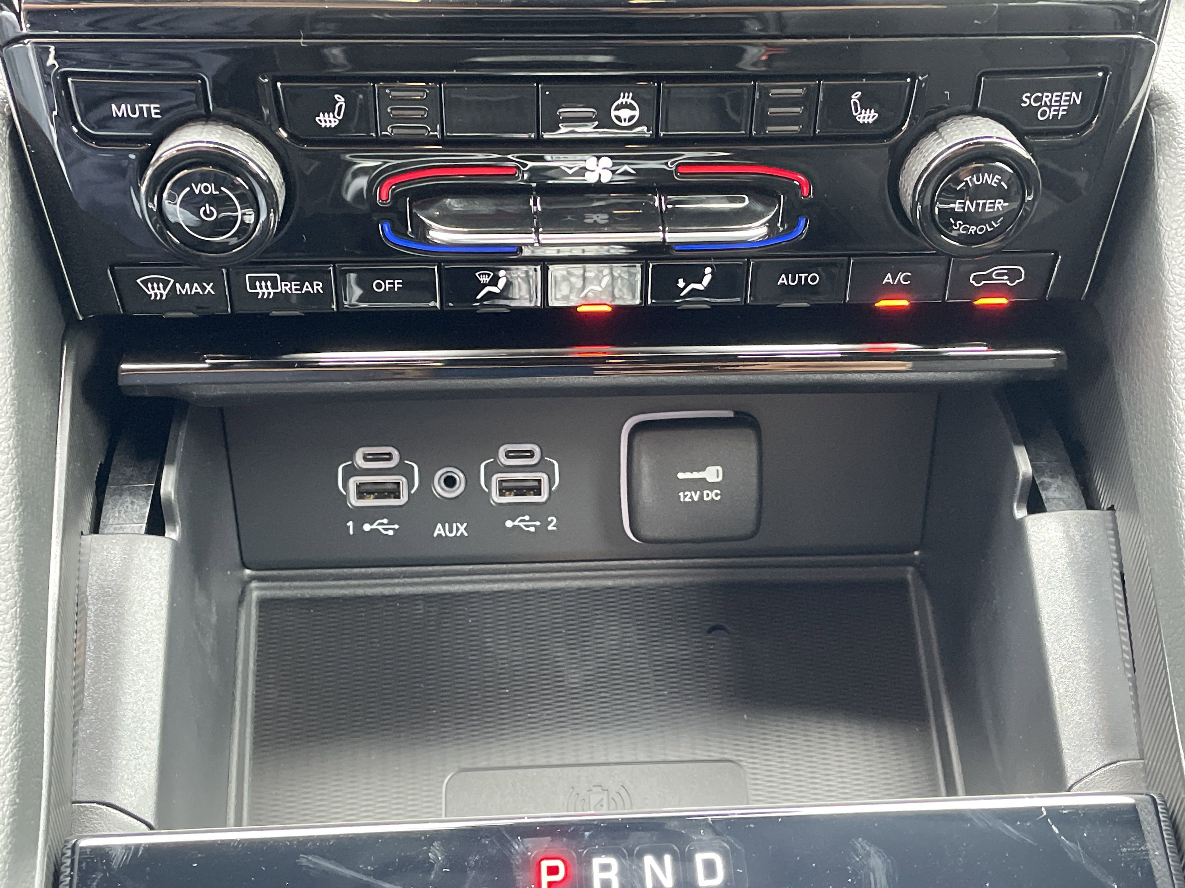 New 2025 Jeep Grand Cherokee Altitude image 49