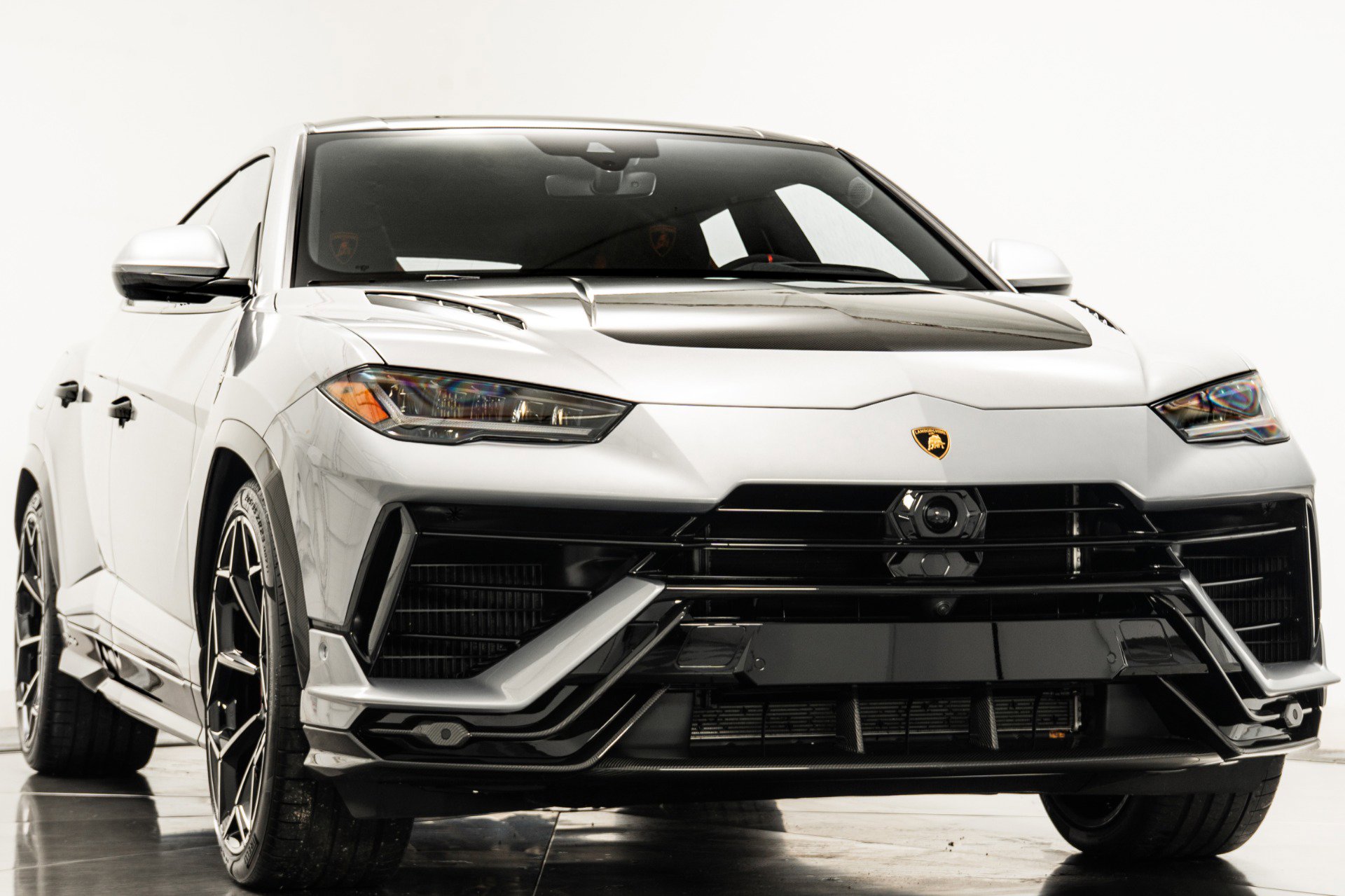 Used 2024 Lamborghini Urus Performante image 3