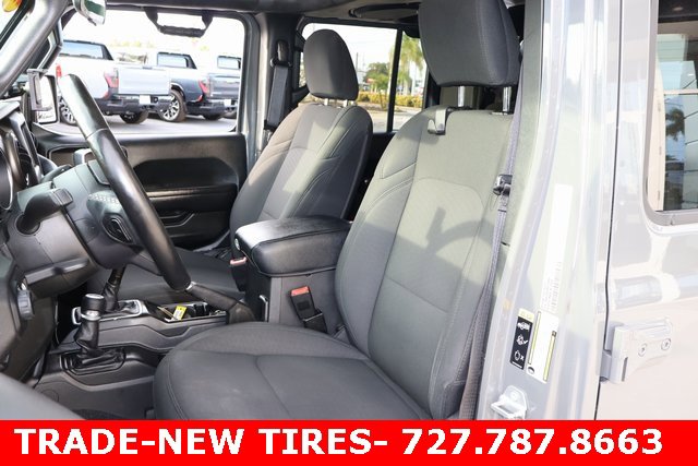 Used 2021 Jeep Gladiator Willys image 10