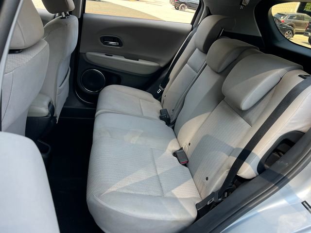 Used 2018 Honda HR-V EX image 18