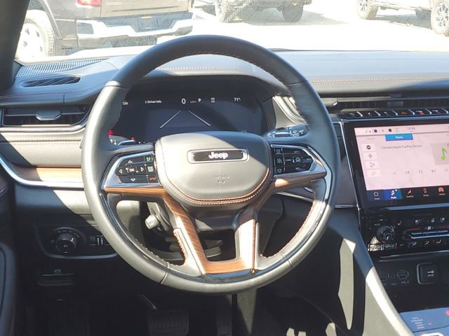 New 2025 Jeep Grand Cherokee Summit w/ Obsidian Package image 8