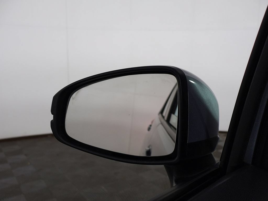Used 2020 Honda Fit EX image 37