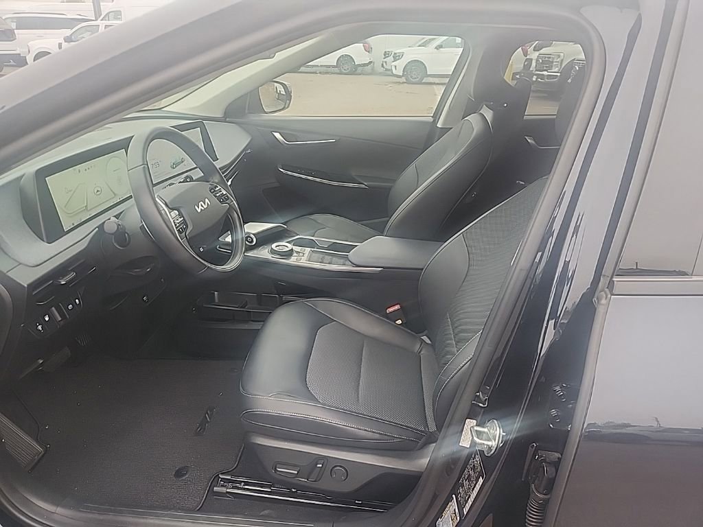Certified 2024 Kia EV6 Light RWD image 13