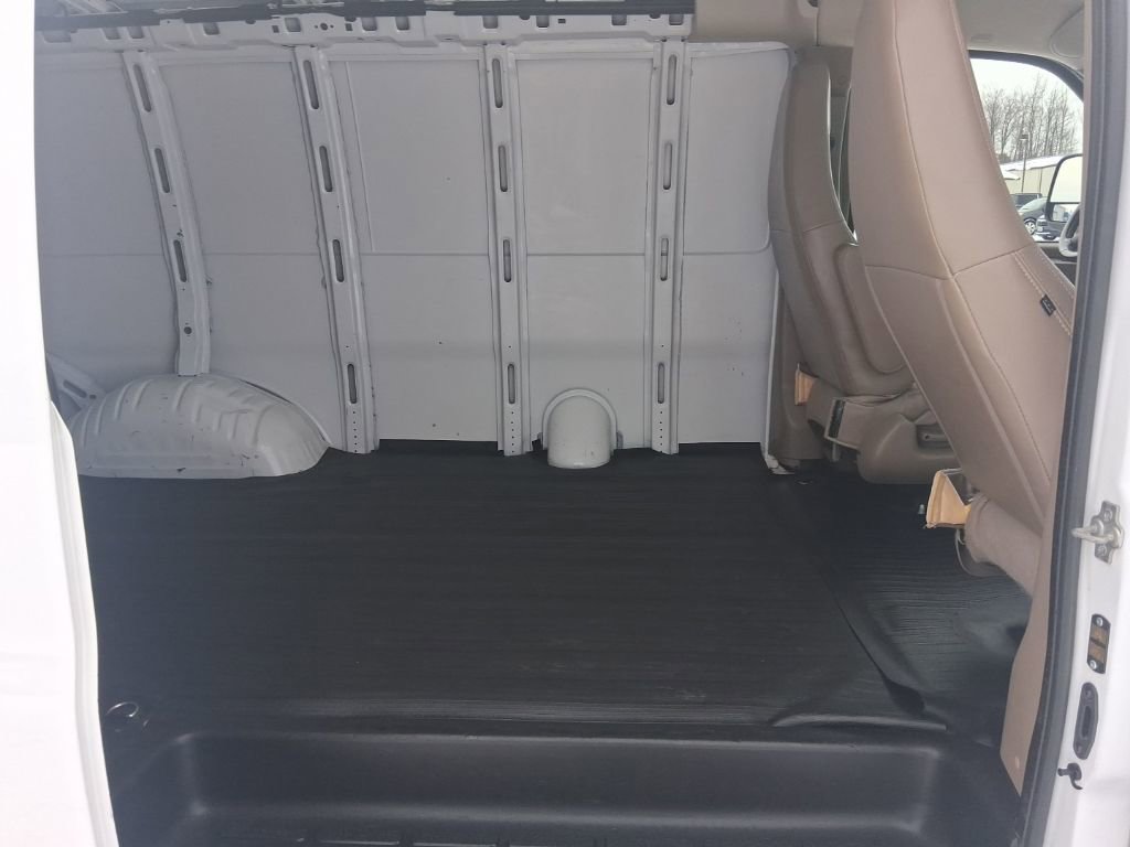 Used 2023 Chevrolet Express 2500 w/ Driver Convenience Package image 16