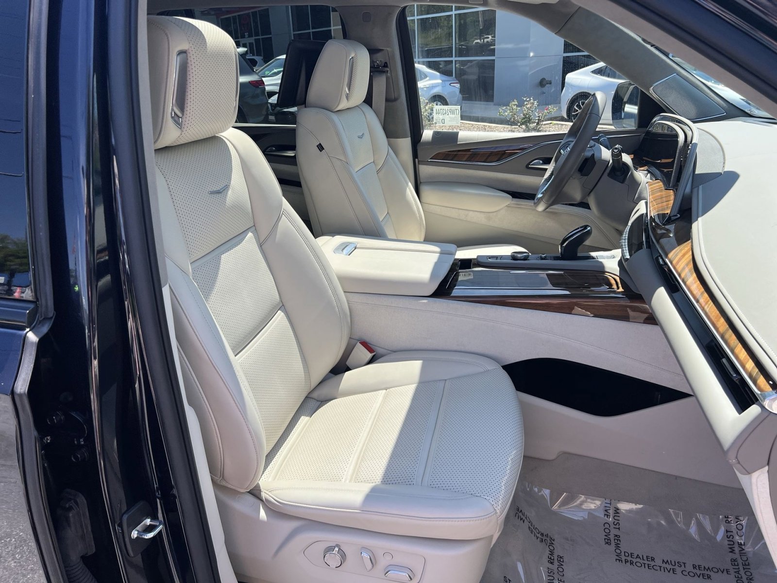 Used 2024 Cadillac Escalade Sport Platinum AWD/4WD image 28
