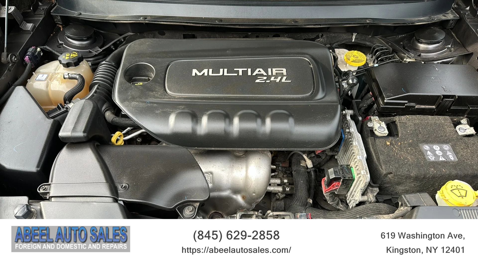 Used 2018 Jeep Cherokee Latitude AWD/4WD image 16