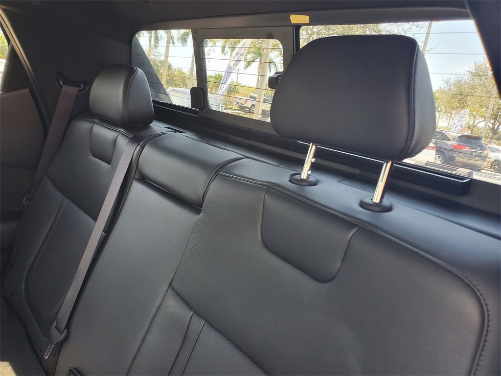 Used 2022 Hyundai Santa Cruz Limited image 12