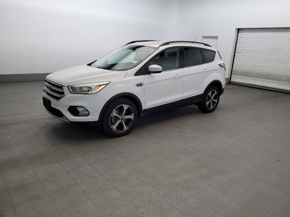Used 2017 Ford Escape SE w/ SE Leather Comfort Package AWD/4WD image 2