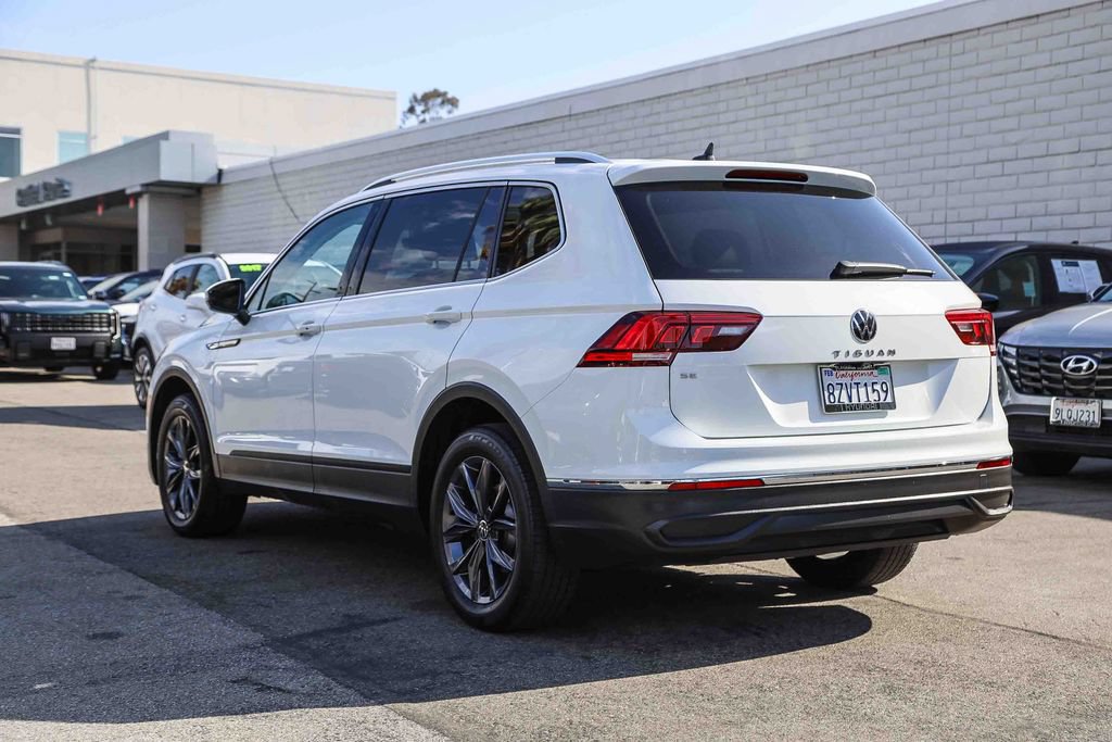 Used 2022 Volkswagen Tiguan SE FWD image 4