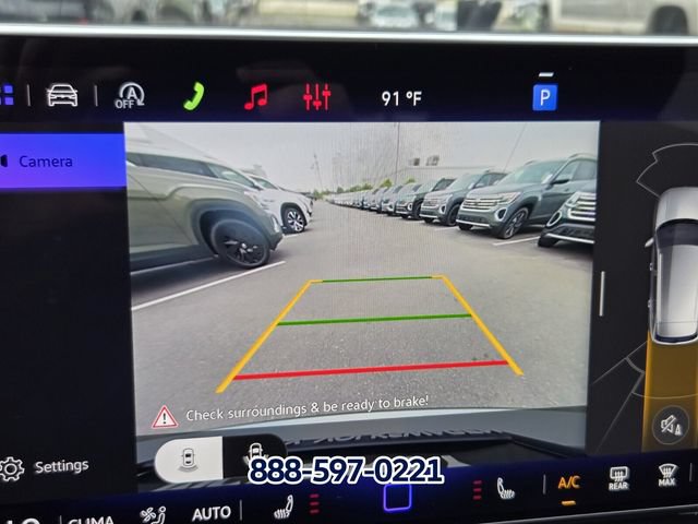 New 2026 Volkswagen Tiguan SE FWD image 16